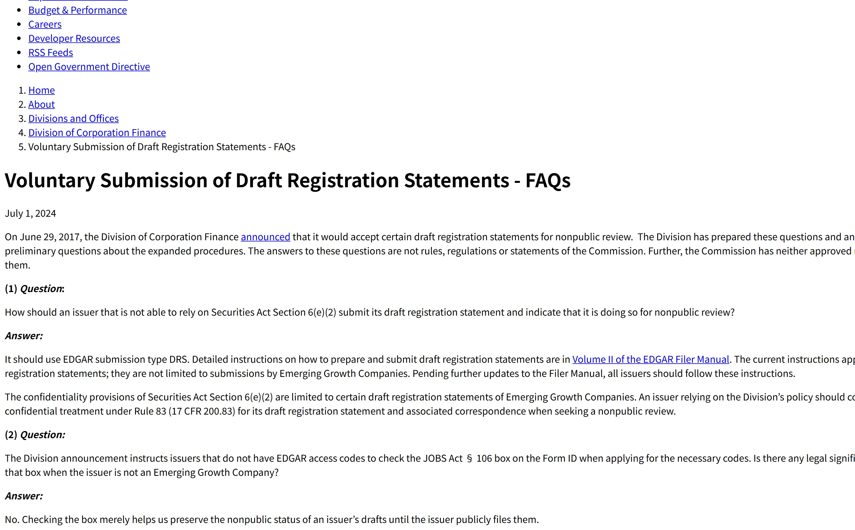 SEC FAQ excerpt explaining that an issuer in an IPO must publicly file its registration statement and draft submissions at least 15 days before the roadshow